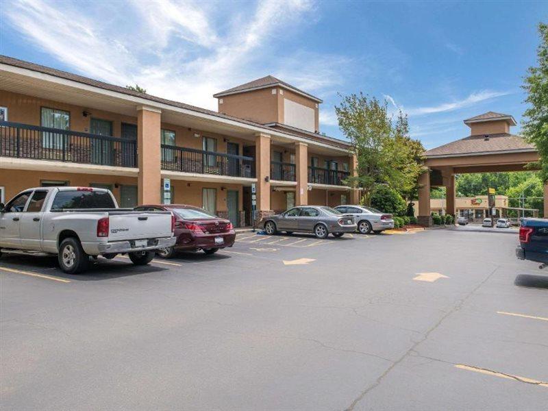Quality Inn & Suites Rockingham Exterior photo