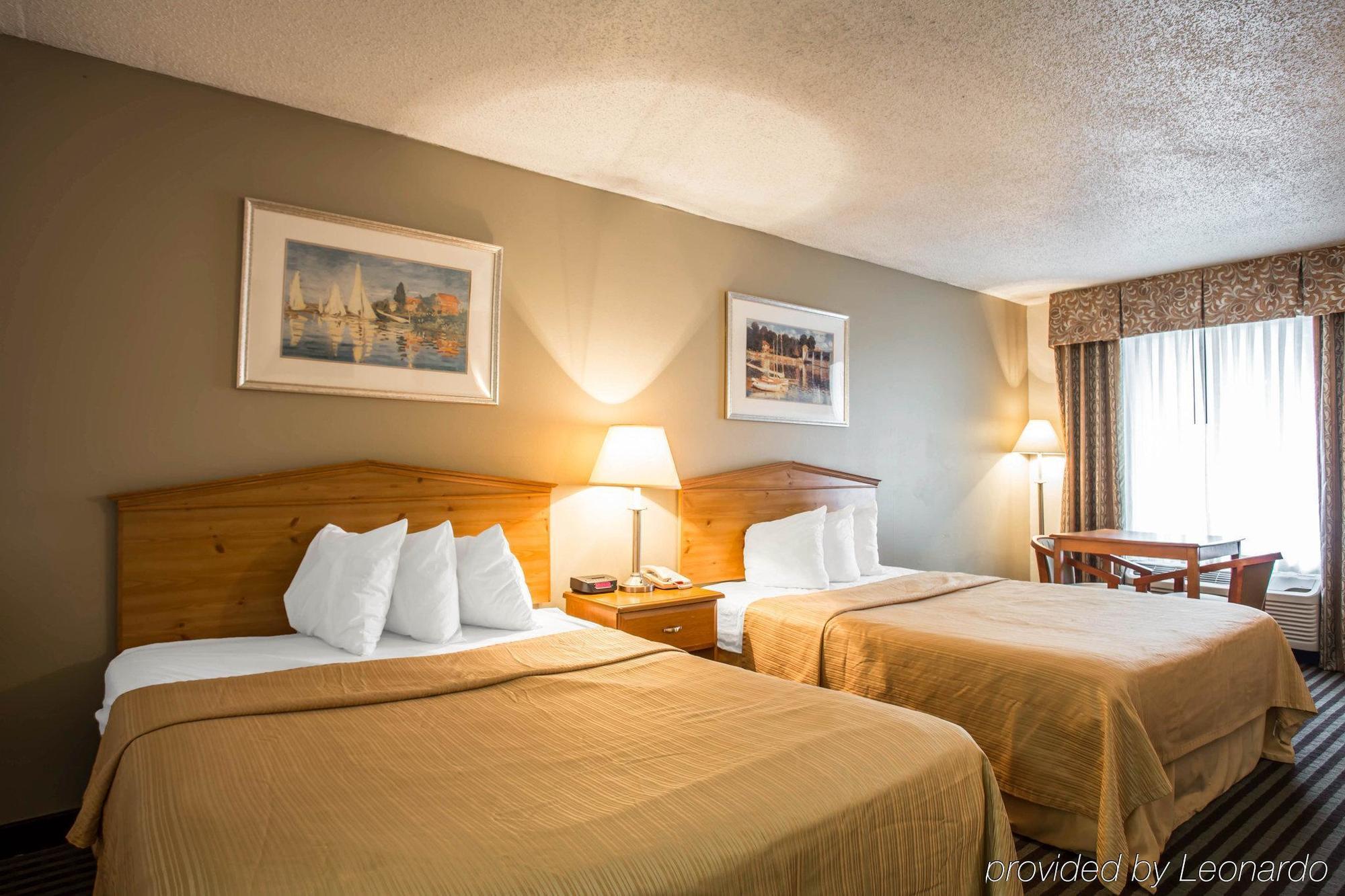 Quality Inn & Suites Rockingham Exterior photo